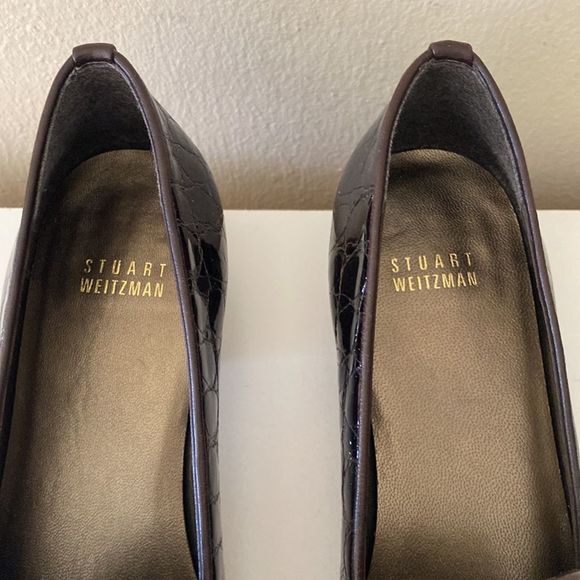 Stuart Weitzman Brown Mock Croc Patent Leather Slip On Loafers Size 7.6 - Picture 5 of 13